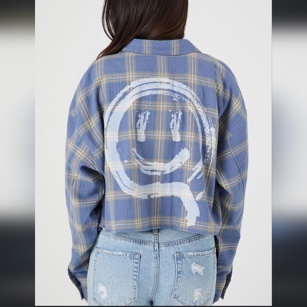 Free💗Forever 21 Happy Face Graphic Plaid Flannel Crop Blue Cotton Shirt Small